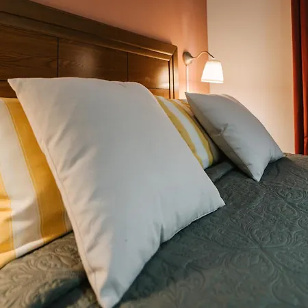 Apto Barrio Húmedo Conde Luna Y Parking Incluido Apartamento