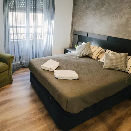 Apartment Baruhaus Conde Barrio Humedo