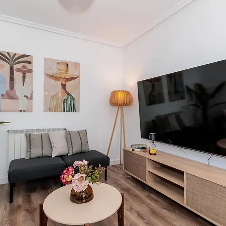 Apartment Baruhaus Conde Barrio Humedo